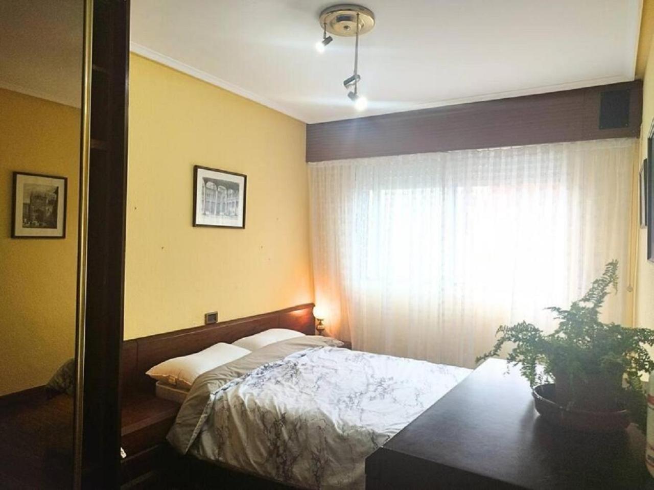 Castro-Urdiales Apartamento 3 Minutos De La Playa กาสโตร-อูร์เดียเลส ภายนอก รูปภาพ